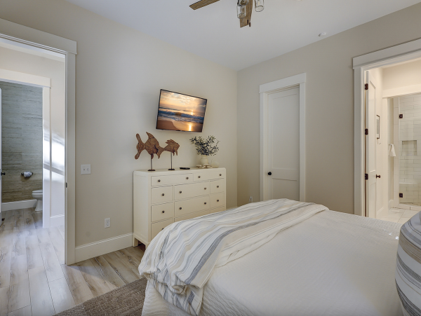 Southern Comfort Pure Luxury Stroll To Beach