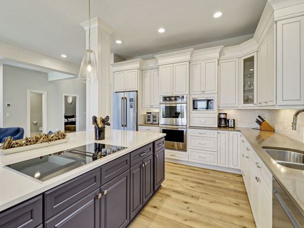 Magnificent Six Bedroom Vacation Home in Hilton Head