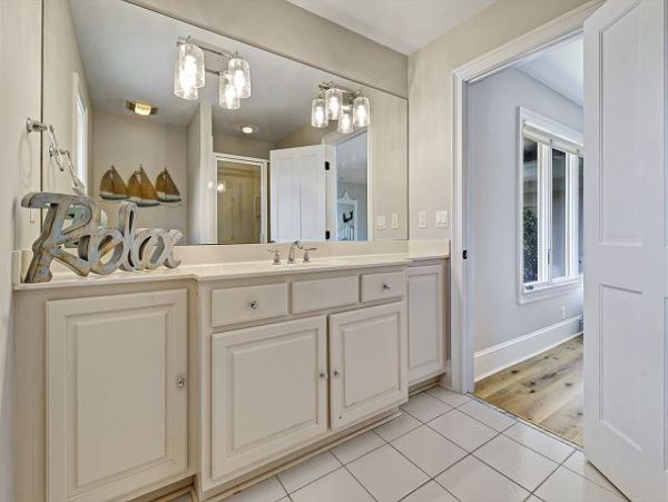 Magnificent Six Bedroom Vacation Home in Hilton Head