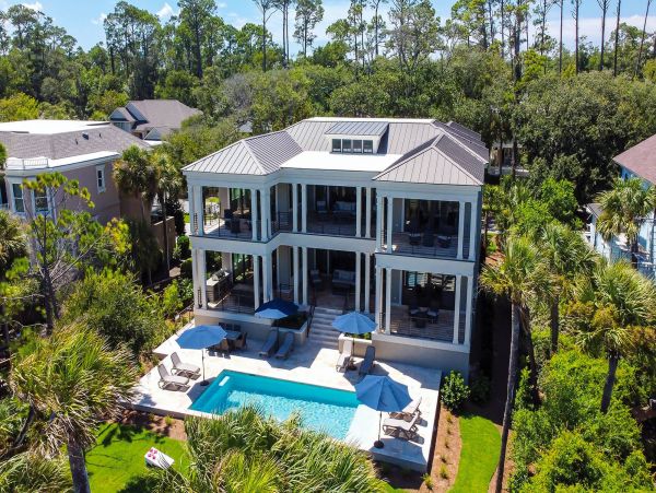 Oceanfront Vacation Rental with 6 Bedrooms in Hilton Head