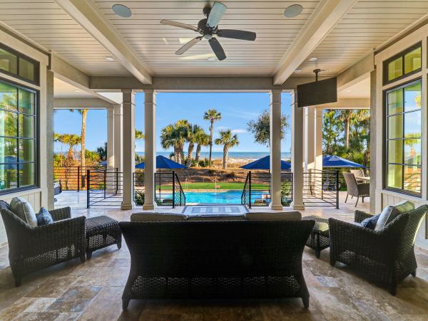 Oceanfront Vacation Rental with 6 Bedrooms in Hilton Head