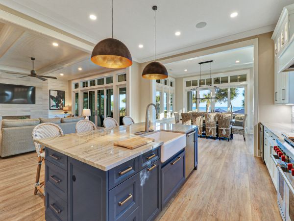 Oceanfront Vacation Rental with 6 Bedrooms in Hilton Head