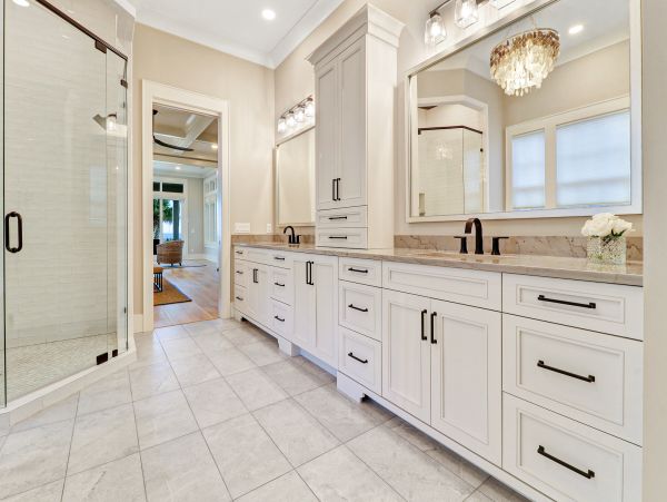 Oceanfront Vacation Rental with 6 Bedrooms in Hilton Head