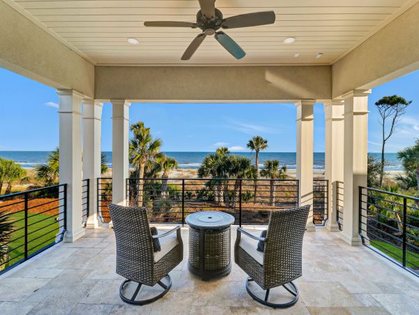 Oceanfront Vacation Rental with 6 Bedrooms in Hilton Head