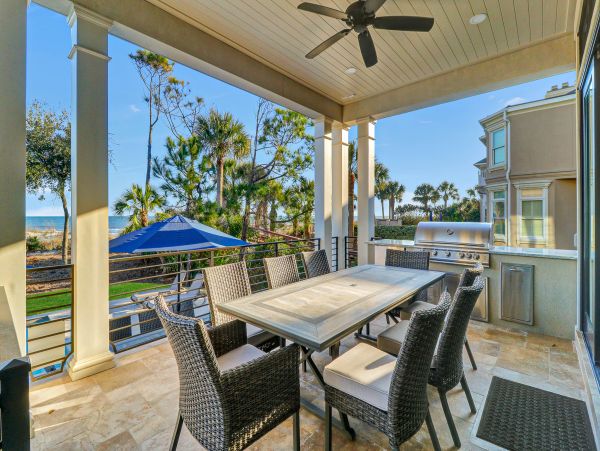 Oceanfront Vacation Rental with 6 Bedrooms in Hilton Head