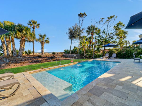 Oceanfront Vacation Rental with 6 Bedrooms in Hilton Head