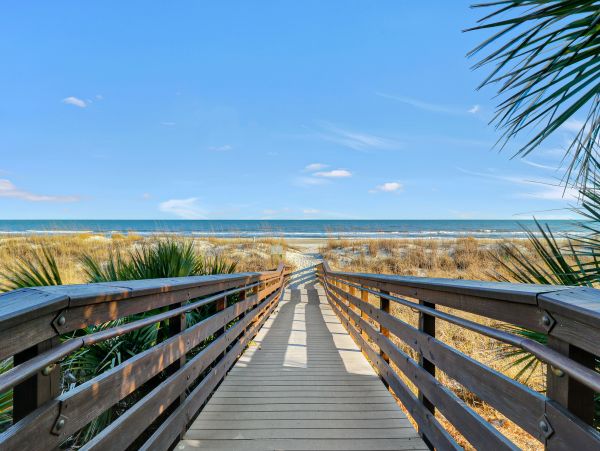 Oceanfront Vacation Rental with 6 Bedrooms in Hilton Head
