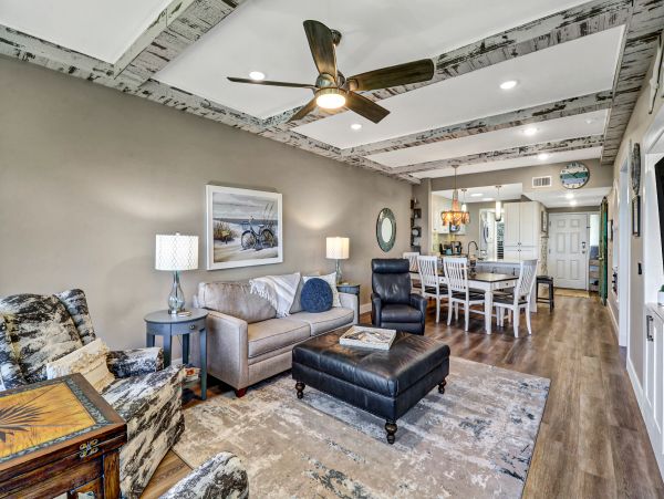 Beautiful Oceanfront Villa Just Steps Away from the Beach
