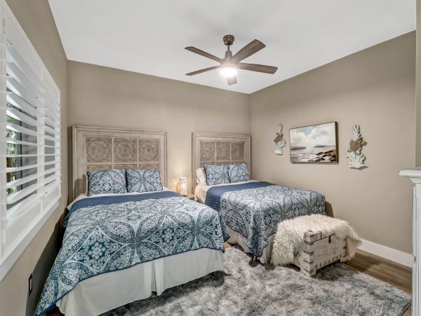 Beautiful Oceanfront Villa Just Steps Away from the Beach