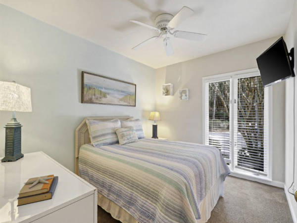 Super Close to Beach Pool Home in Hilton Head