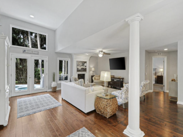 Super Close to Beach Pool Home in Hilton Head