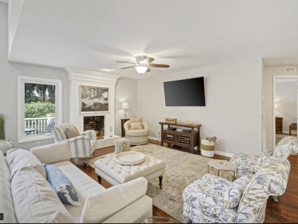 Super Close to Beach Pool Home in Hilton Head