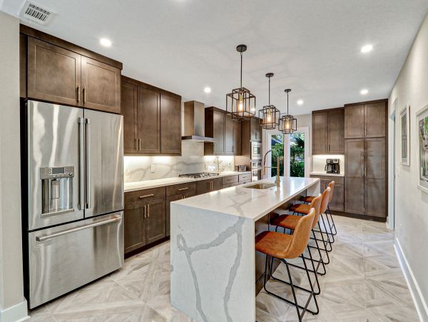 Luxury Hilton Head Vacation Rental - 7 Bedroom Golf Course Home with Private Pool