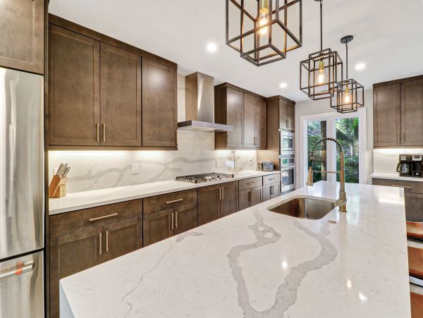 Luxury Hilton Head Vacation Rental - 7 Bedroom Golf Course Home with Private Pool