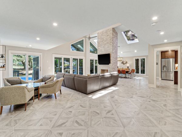 Luxury Hilton Head Vacation Rental - 7 Bedroom Golf Course Home with Private Pool
