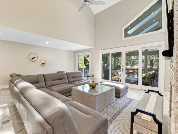 Luxury Hilton Head Vacation Rental - 7 Bedroom Golf Course Home with Private Pool