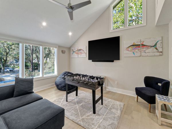 Luxury Hilton Head Vacation Rental - 7 Bedroom Golf Course Home with Private Pool