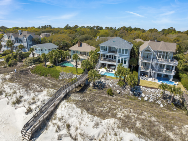 Luxurious Oceanfront Vacation Property in Hilton Head Island
