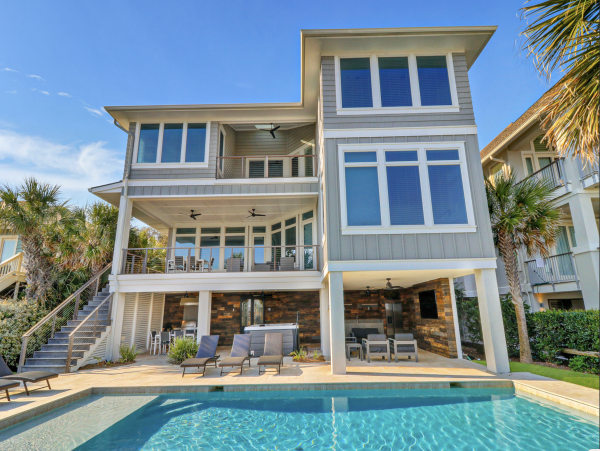 Luxurious Oceanfront Vacation Property in Hilton Head Island