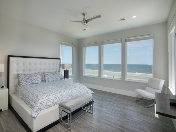 Luxurious Oceanfront Vacation Property in Hilton Head Island