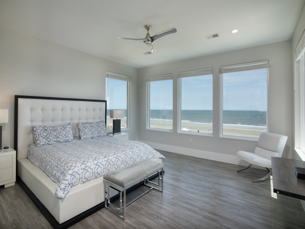 Luxurious Oceanfront Vacation Property in Hilton Head Island
