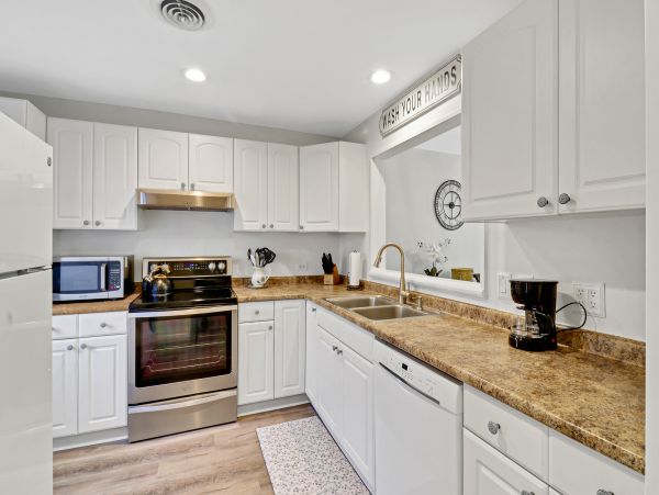 Cozy 2 Bedroom Vacation Rental in Hilton Head