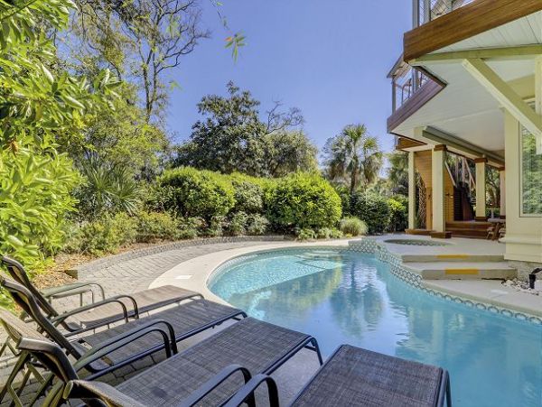Hilton Head Vacation Home Five Bedroom Walk to Beach