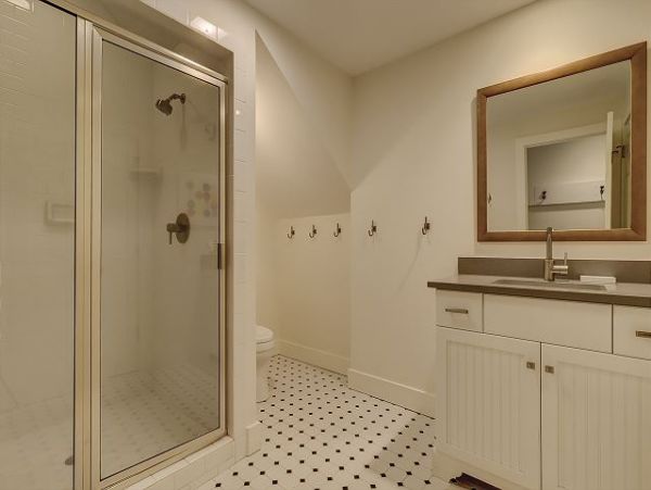 Hilton Head Vacation Home Five Bedroom Walk to Beach
