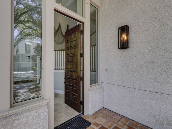 Hilton Head Vacation Home Five Bedroom Walk to Beach