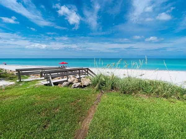 Discover Paradise in this Vacation Rental on Manasota Key