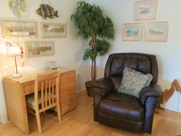 Discover Paradise in this Vacation Rental on Manasota Key