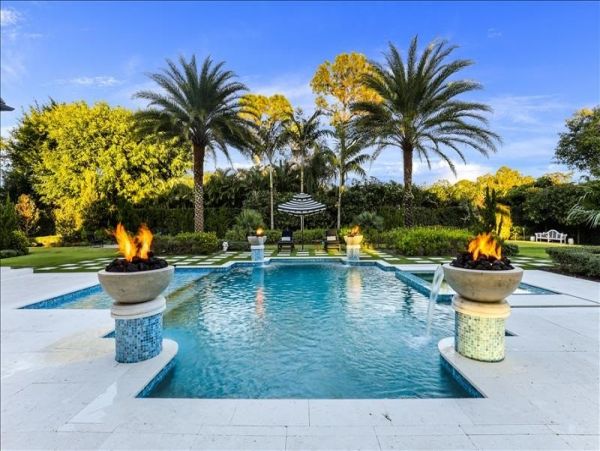 Your Dream Vacation Awaits on Naples