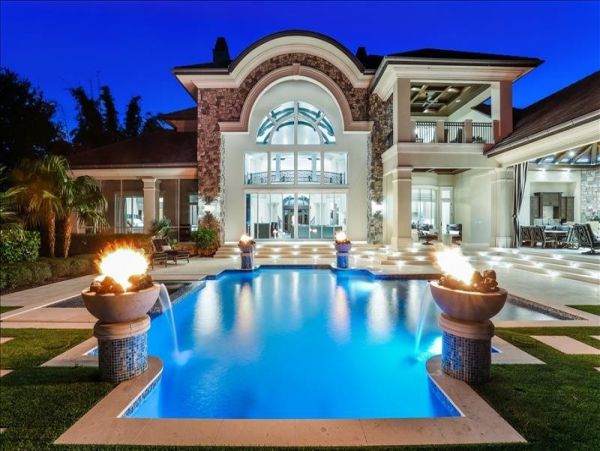 Your Dream Vacation Awaits on Naples
