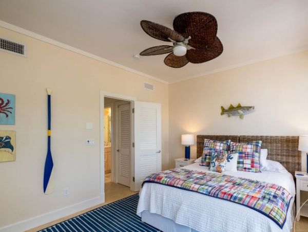 Islamorada Vacation Home Four Bedroom Walk to Beach