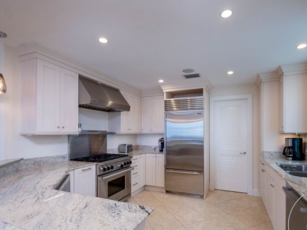 Islamorada Vacation Home Four Bedroom Walk to Beach