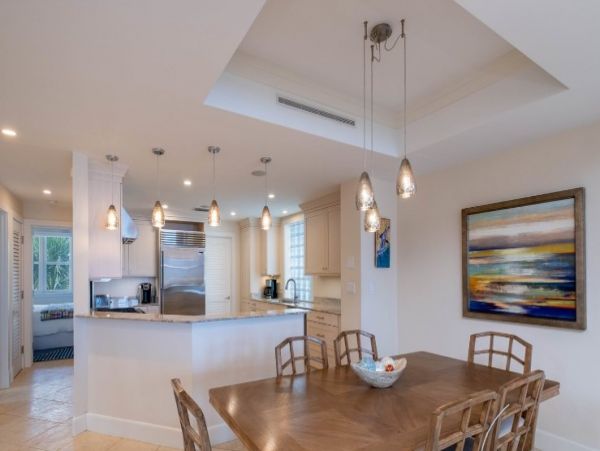 Islamorada Vacation Home Four Bedroom Walk to Beach