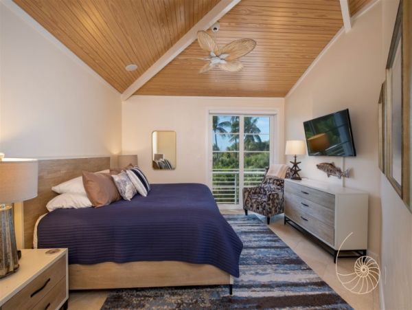 Islamorada Vacation Home Four Bedroom Walk to Beach