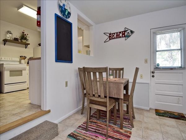 Siesta Key 3 Bedroom Vacation Home Close to Beach