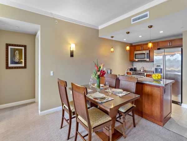 Kaanapali Vacation Condo One Bedroom Ocean Views