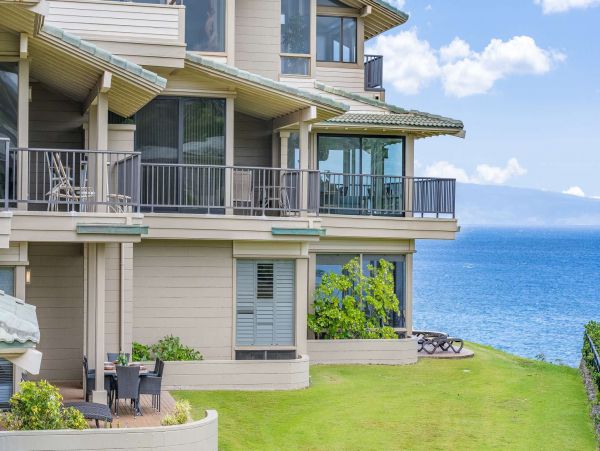 Oceanfront Vacation Rental in Kapalua