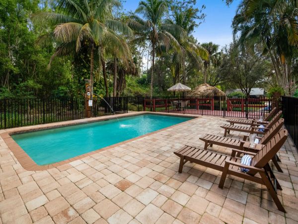 Naples Vacation Home Four Bedroom