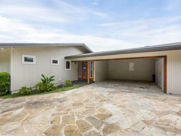 Stunning Honolulu Vacation Villa with Ocean Views & Private Pool