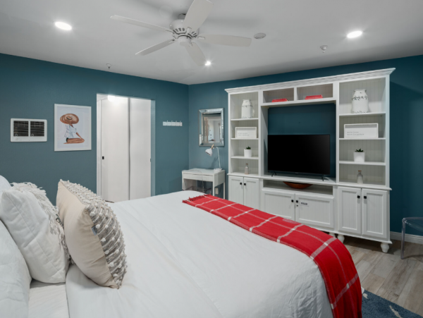 Ground Floor Condo in Mission Beach with Bay Views