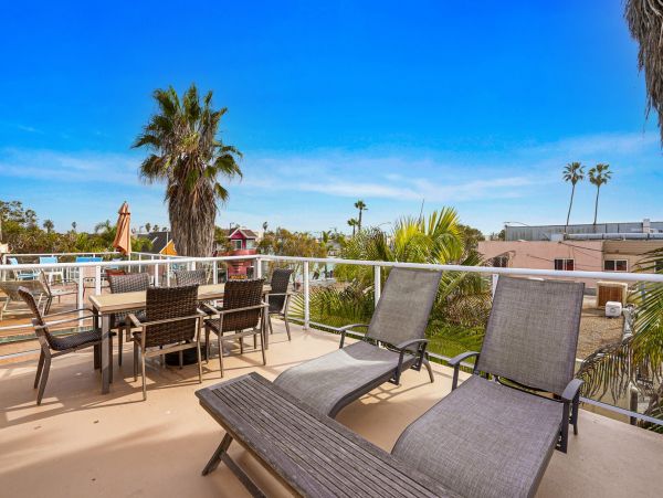 Charming Home in North Mission Beach