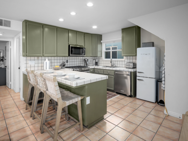 South Mission Beach Stunning Two Bedroom Beach House Rental