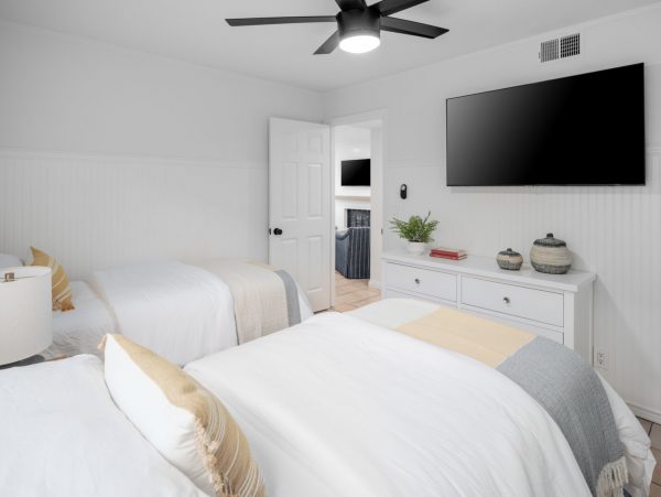 South Mission Beach Stunning Two Bedroom Beach House Rental