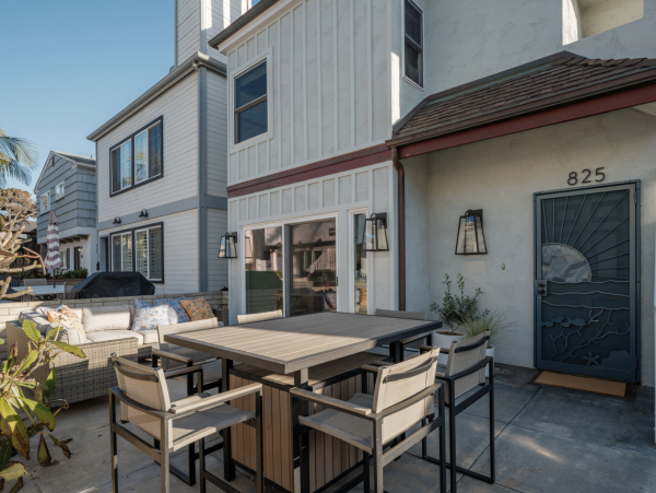 South Mission Beach Stunning Two Bedroom Beach House Rental