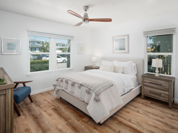 Pacific Beach 2 Bedroom Vacation Cottage Walk to Beach