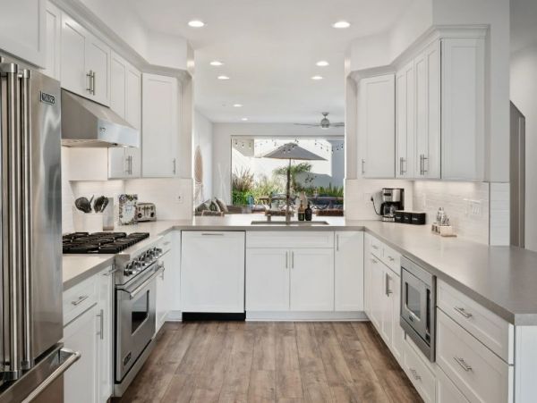 Pacific Beach Vacation Home Five Bedrooms Sleeps Ten Guests