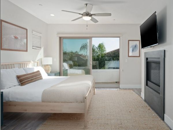 Pacific Beach Vacation Home Five Bedrooms Sleeps Ten Guests